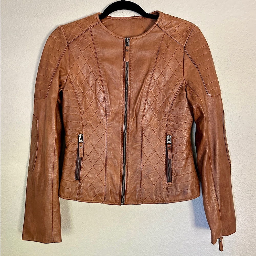 Brand new authentic cognac leather jacket! 🧥